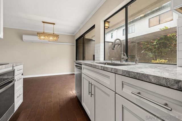 8746 Villa La Jolla 51, La Jolla, CA 92037