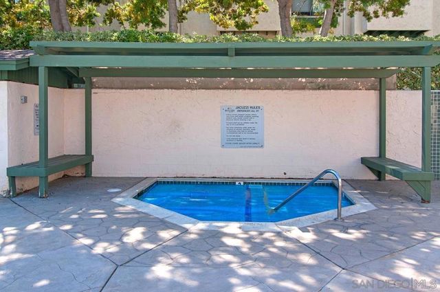 8746 Villa La Jolla 51, La Jolla, CA 92037