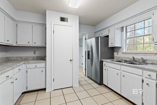 104 Chinquapin Circle, Daphne, AL 36526