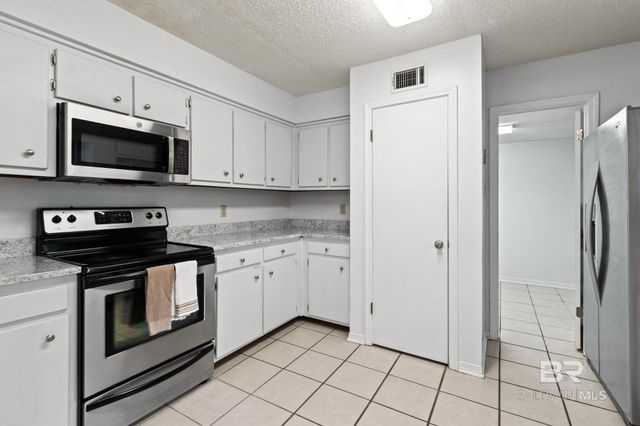 104 Chinquapin Circle, Daphne, AL 36526