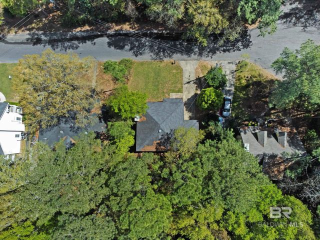 104 Chinquapin Circle, Daphne, AL 36526