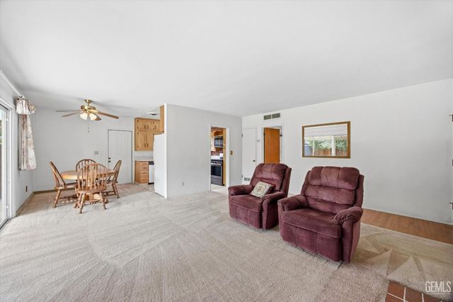 1708 Anita Lane, Bakersfield, CA 93304