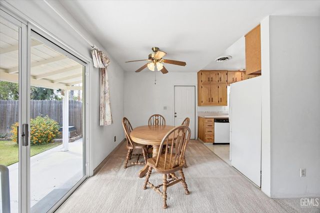 1708 Anita Lane, Bakersfield, CA 93304