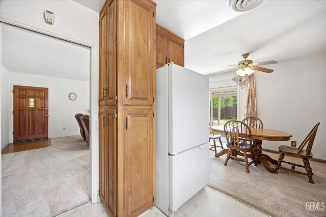 1708 Anita Lane, Bakersfield, CA 93304