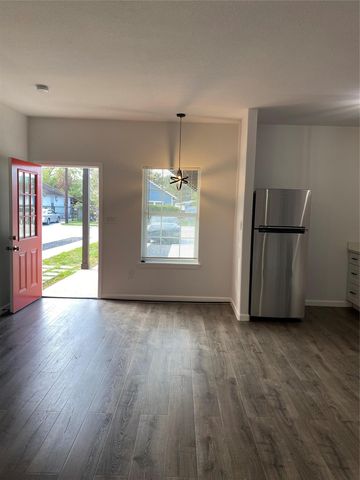 7823 Goode Street A, Houston, TX 77012