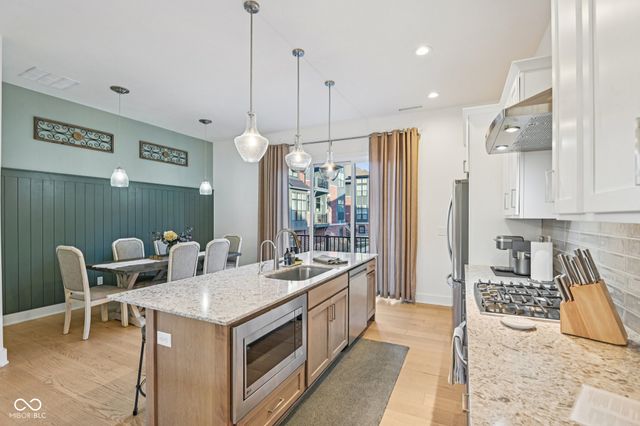 410 W Park Street, Westfield, IN 46074