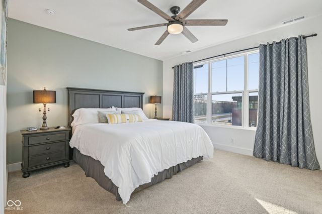 410 W Park Street, Westfield, IN 46074