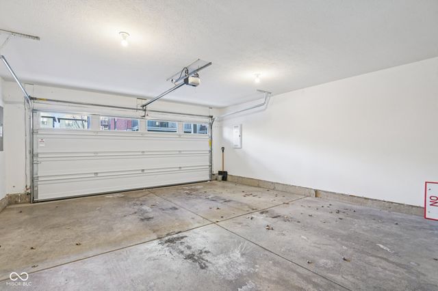 410 W Park Street, Westfield, IN 46074