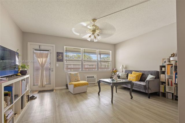 75 Ventnor D 75 75, Deerfield Beach, FL 33442