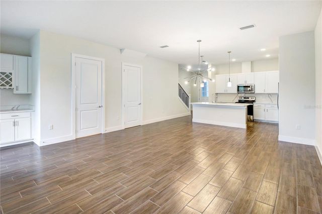 1604 BIRCHFIELD COVE, Oviedo, FL 32765