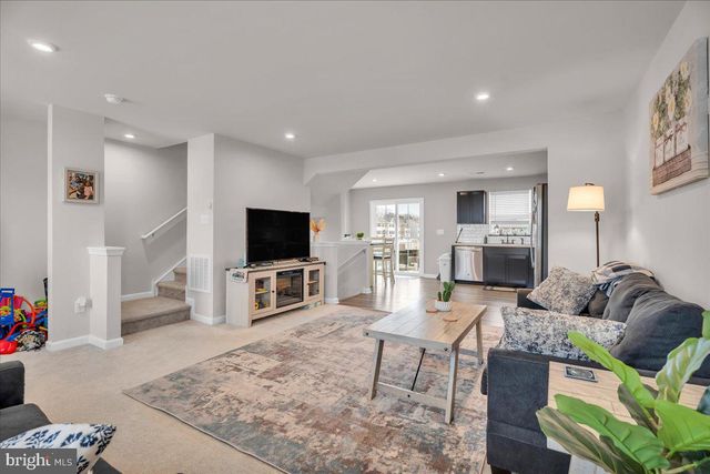 308 COMFORT RD, Williamstown, NJ 08094