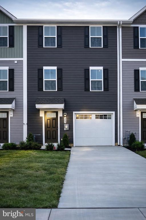 308 COMFORT RD, Williamstown, NJ 08094