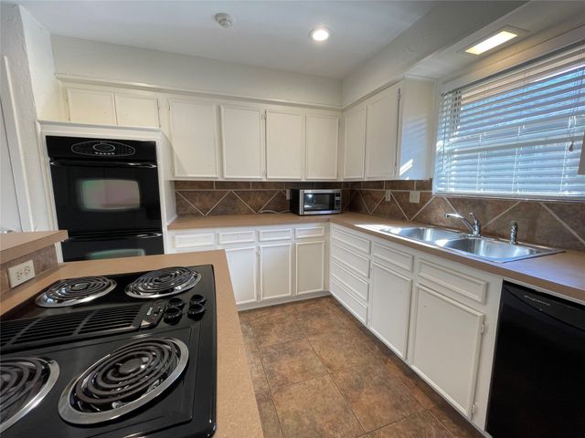 6910 Brentfield Drive, Dallas, TX 75248