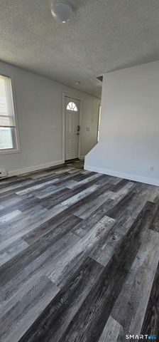 315 Grove Street, Meriden, CT 06451