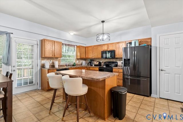 5928 Brewster Ct, Chesterfield, VA 23234