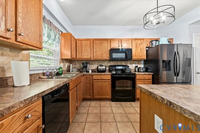 5928 Brewster Ct, Chesterfield, VA 23234