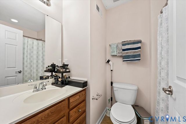 5928 Brewster Ct, Chesterfield, VA 23234