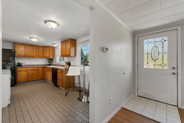 6722 E 4TH Ave, Spokane Valley, WA 99212