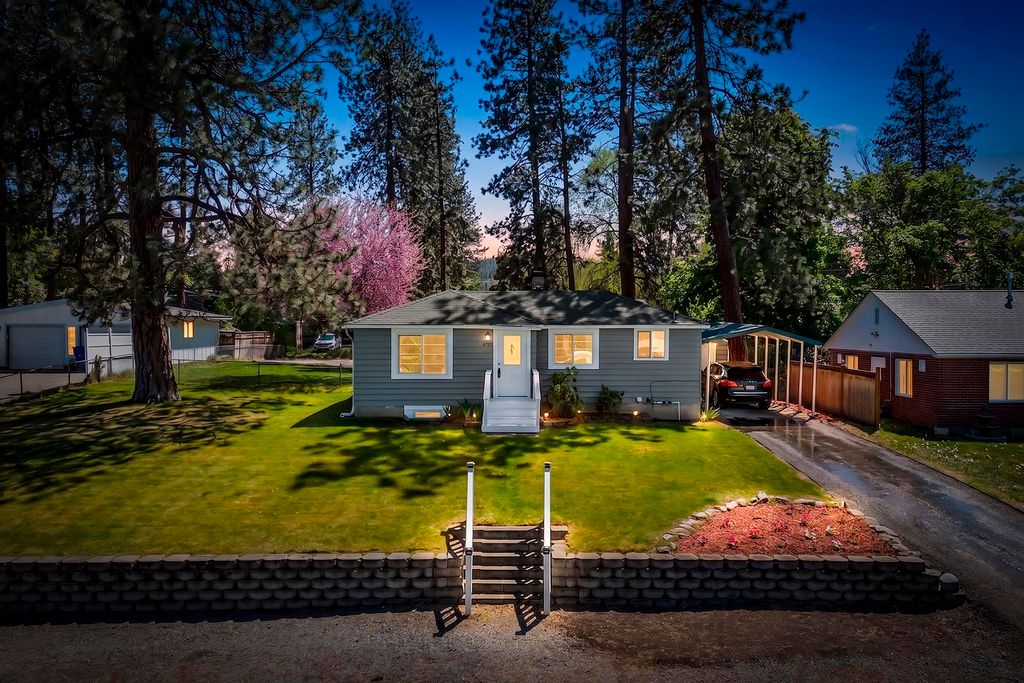 6722 E 4TH Ave, Spokane Valley, WA 99212
