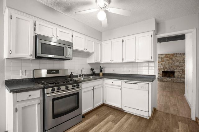 5402 Brompton CIR, Austin, TX 78745