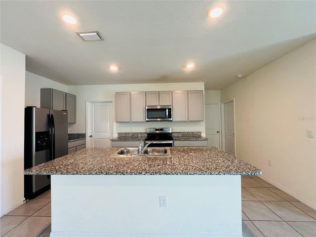 10624 PENNY GALE LOOP, San Antonio, FL 33576