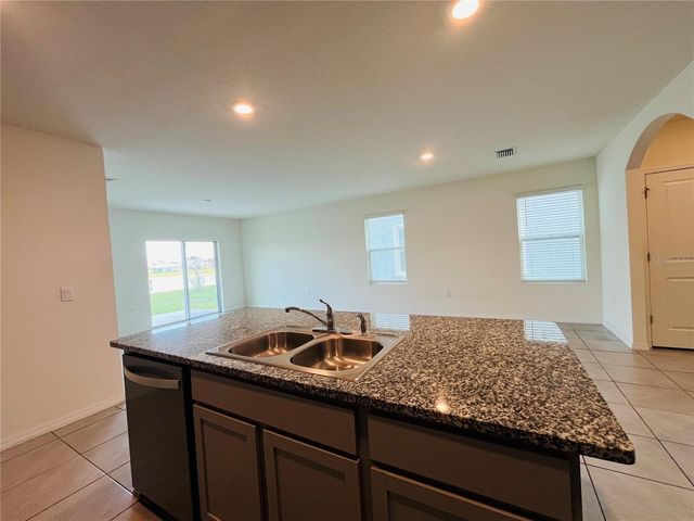 10624 PENNY GALE LOOP, San Antonio, FL 33576