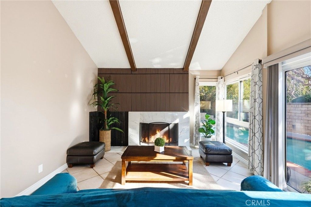 Image 12 of property listing at 23943 Via Flamenco, Valencia, CA 91355