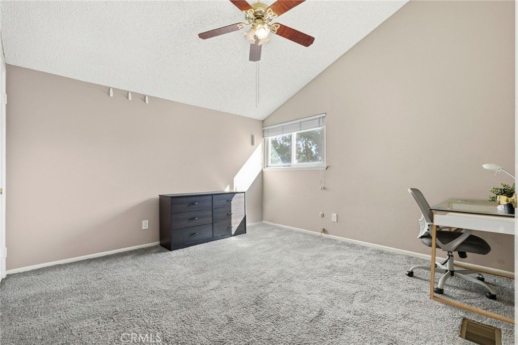 Image 23 of property listing at 23943 Via Flamenco, Valencia, CA 91355