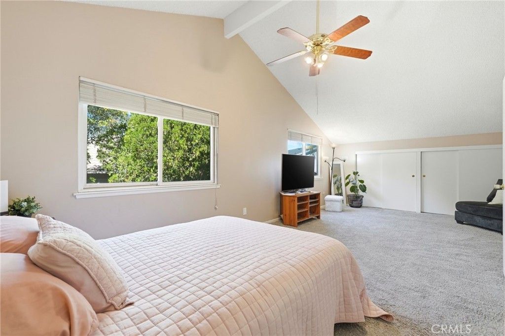 Image 25 of property listing at 23943 Via Flamenco, Valencia, CA 91355