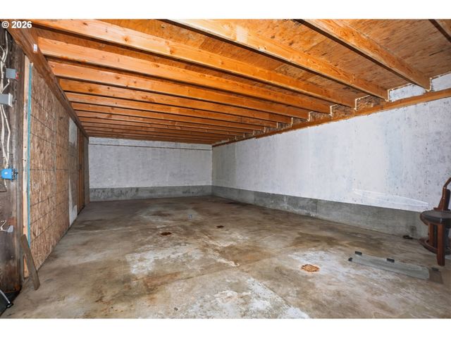 671 RAGLAND Rd, Longview, WA 98632