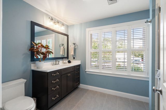 149 West St, Attleboro, MA 02703