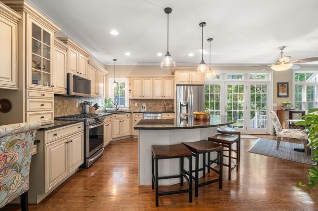 149 West St, Attleboro, MA 02703