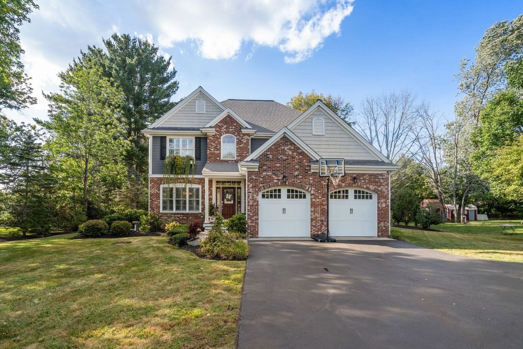 149 West St, Attleboro, MA 02703