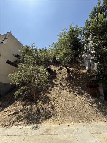 723 museum Drive, Los Angeles, CA 90065