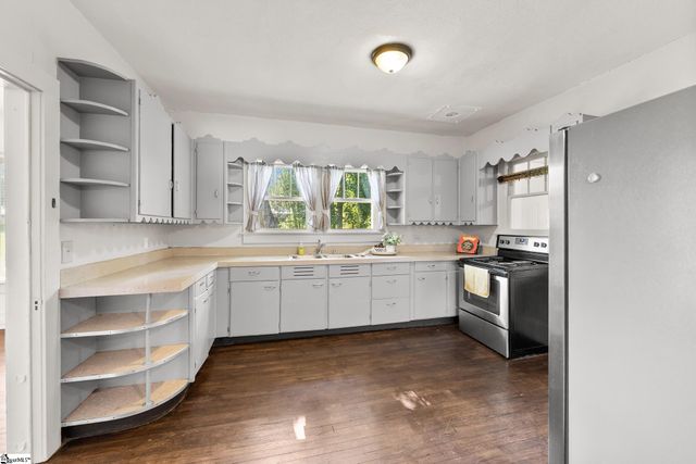 123 Old Easley Pickens Highway, Easley, SC 29640