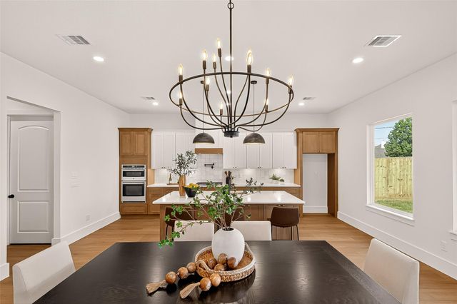 8926 Sedgemoor Drive, Tomball, TX 77375