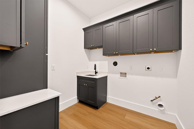 8926 Sedgemoor Drive, Tomball, TX 77375