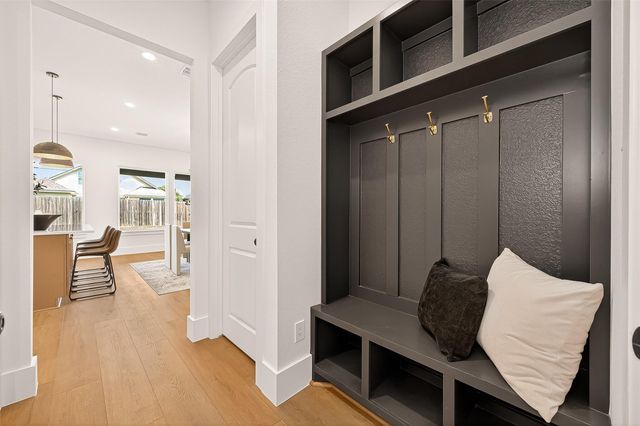 8926 Sedgemoor Drive, Tomball, TX 77375