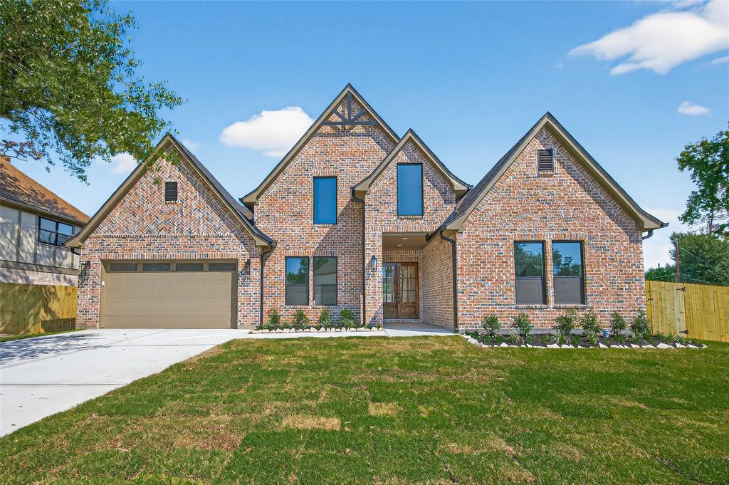 8926 Sedgemoor Drive, Tomball, TX 77375