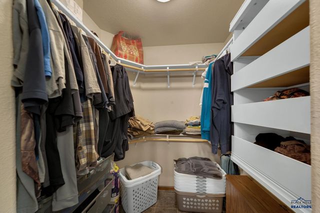 14769 LAMPLIGHT DR, Rapid City, SD 57703