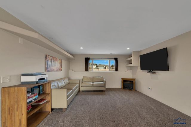 14769 LAMPLIGHT DR, Rapid City, SD 57703