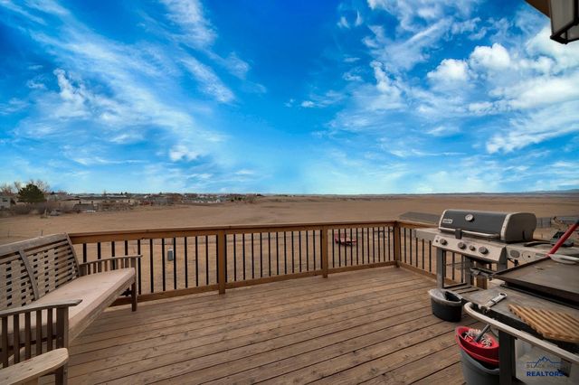 14769 LAMPLIGHT DR, Rapid City, SD 57703