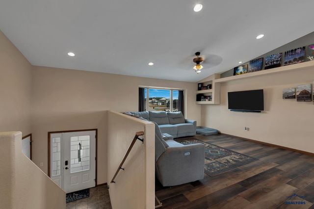 14769 LAMPLIGHT DR, Rapid City, SD 57703