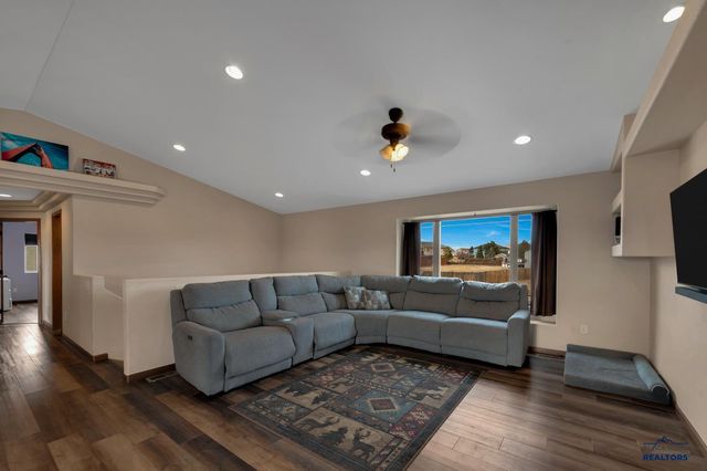 14769 LAMPLIGHT DR, Rapid City, SD 57703