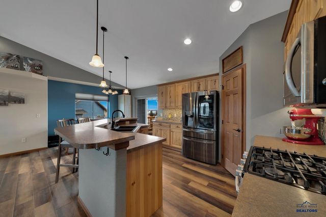 14769 LAMPLIGHT DR, Rapid City, SD 57703