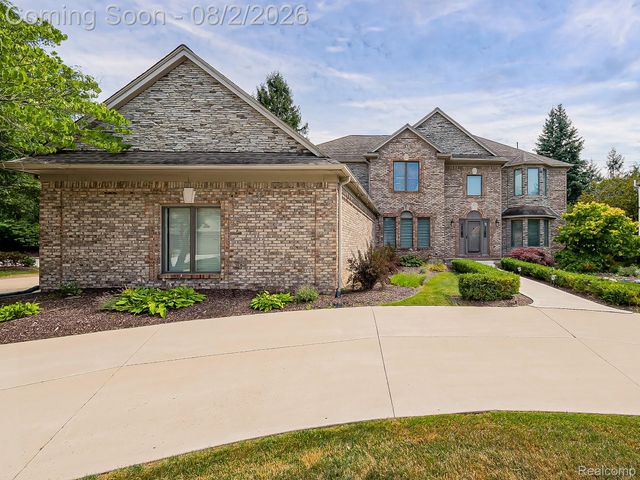 1021 Olympia Drive, Rochester Hills, MI 48306