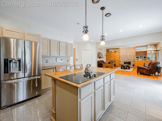 1021 Olympia Drive, Rochester Hills, MI 48306