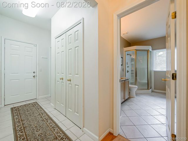 1021 Olympia Drive, Rochester Hills, MI 48306