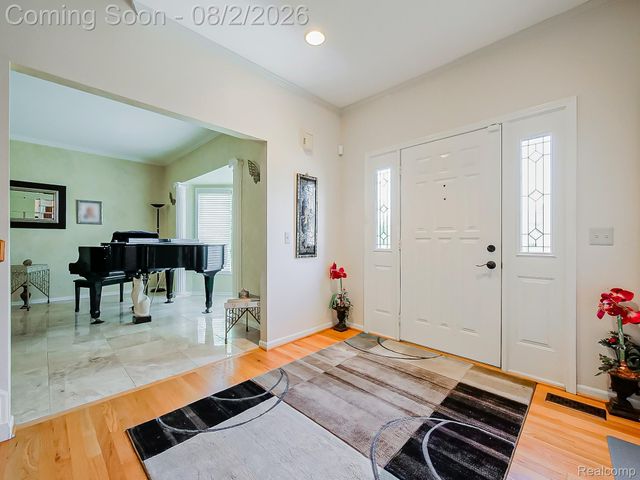 1021 Olympia Drive, Rochester Hills, MI 48306