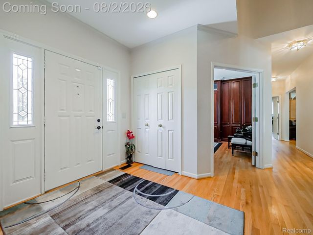 1021 Olympia Drive, Rochester Hills, MI 48306